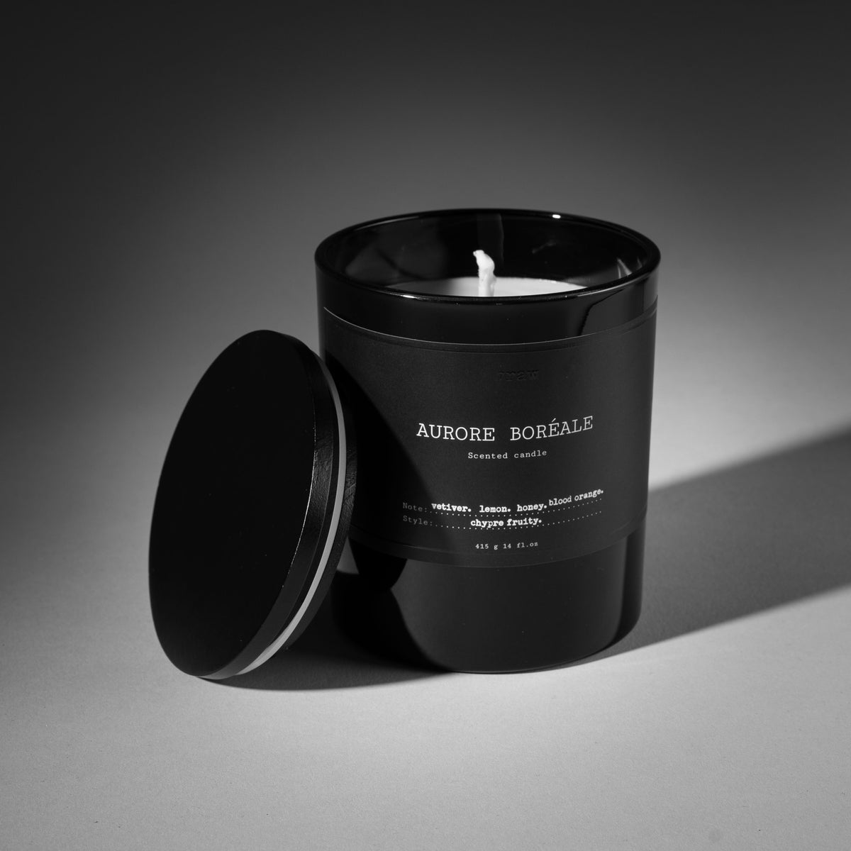 Aurore Boréale scented massage candle by 7Raw